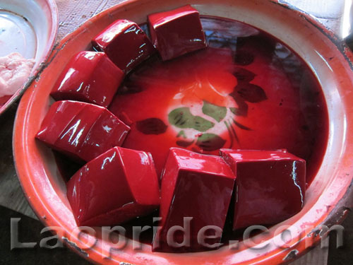 Blood jelly cubes