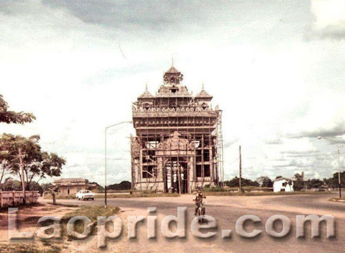 Patuxay monument in Vientiane, Laos