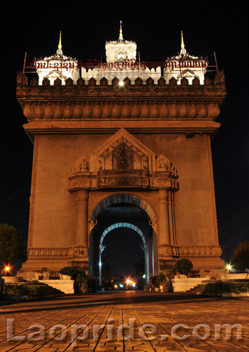 Patuxay monument in Vientiane