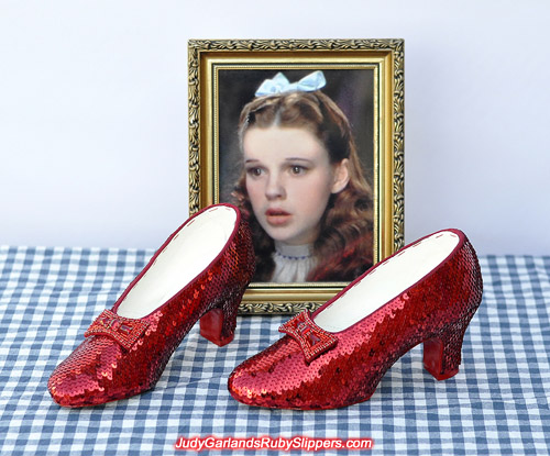 Stunning beauty Judy Garland as Dorothy and her ruby slippers