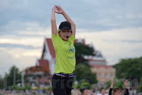 Aerobics on Mekong riverside in Vientiane, Laos