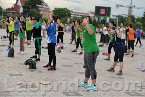 Aerobics on Mekong riverside in Vientiane, Laos