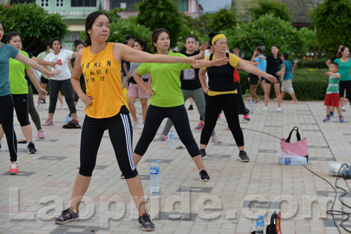 Aerobics on Mekong riverside in Vientiane, Laos