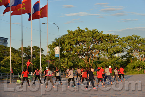 Aerobics on Mekong riverside in Vientiane, Laos