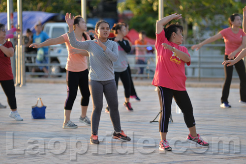 Aerobics on Mekong riverside in Vientiane, Laos