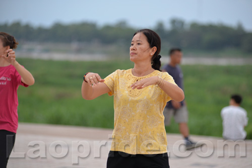 Aerobics on Mekong riverside in Vientiane, Laos