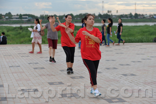 Aerobics on Mekong riverside in Vientiane, Laos