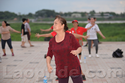 Aerobics on Mekong riverside in Vientiane, Laos