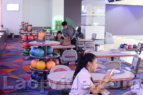 Blu-O Rhythm and Bowl in Vientiane, Laos