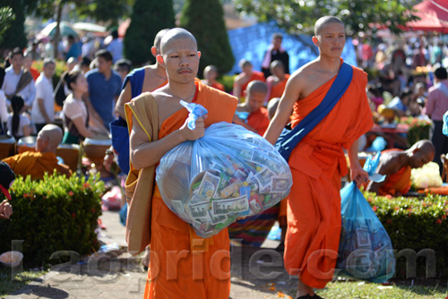 Boun That Luang Festival 2016