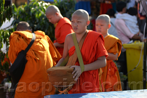 Boun That Luang Festival 2016