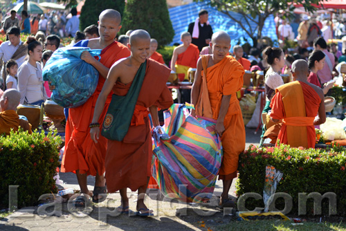 Boun That Luang Festival 2016