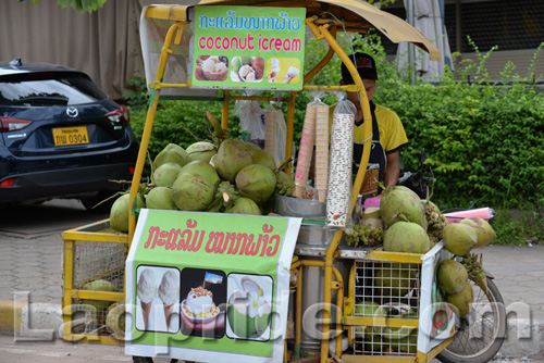 Motorbike street vendor in Vientiane, Laos