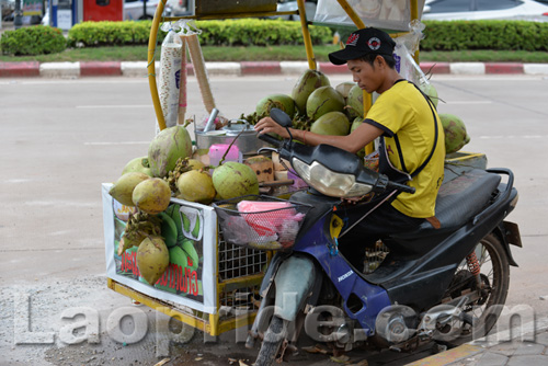 Motorbike street vendor in Vientiane, Laos