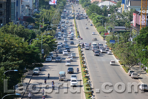 Pavement parking is causing a problem in Vientiane