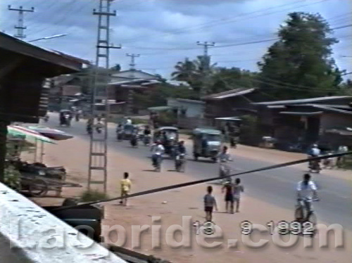 Rare images of Laos in 1992