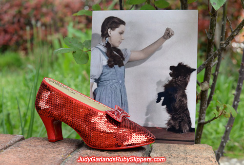 Sequining the right shoe of Judy Garland's ruby slippers