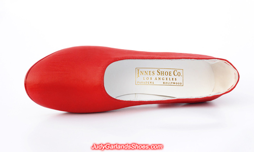 Innes Shoe Company golden embossed label stamping