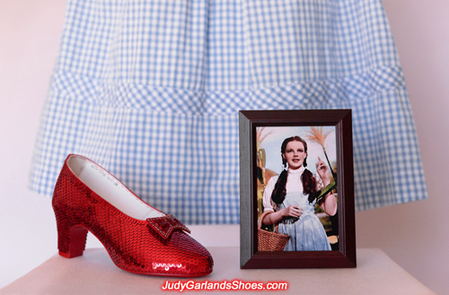 Judy Garland's completed right shoe