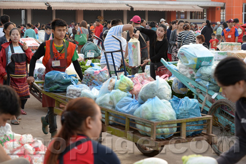 Khua Din market in Vientiane, Laos