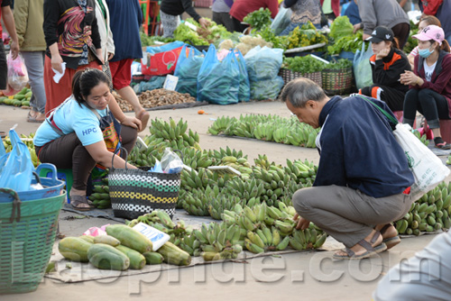 Khua Din market in Vientiane, Laos