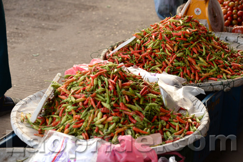 Khua Din market in Vientiane, Laos