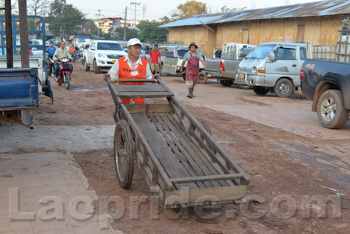 Khua Din market in Vientiane, Laos