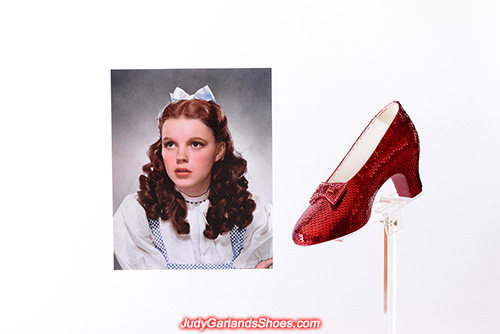 Judy Garland as Dorothy's right shoe