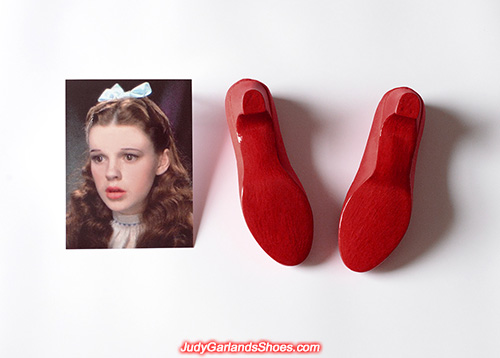 Red gloss paint on shoe soles