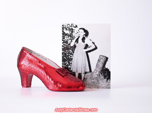 Judy Garland's sequined size 5B right shoe