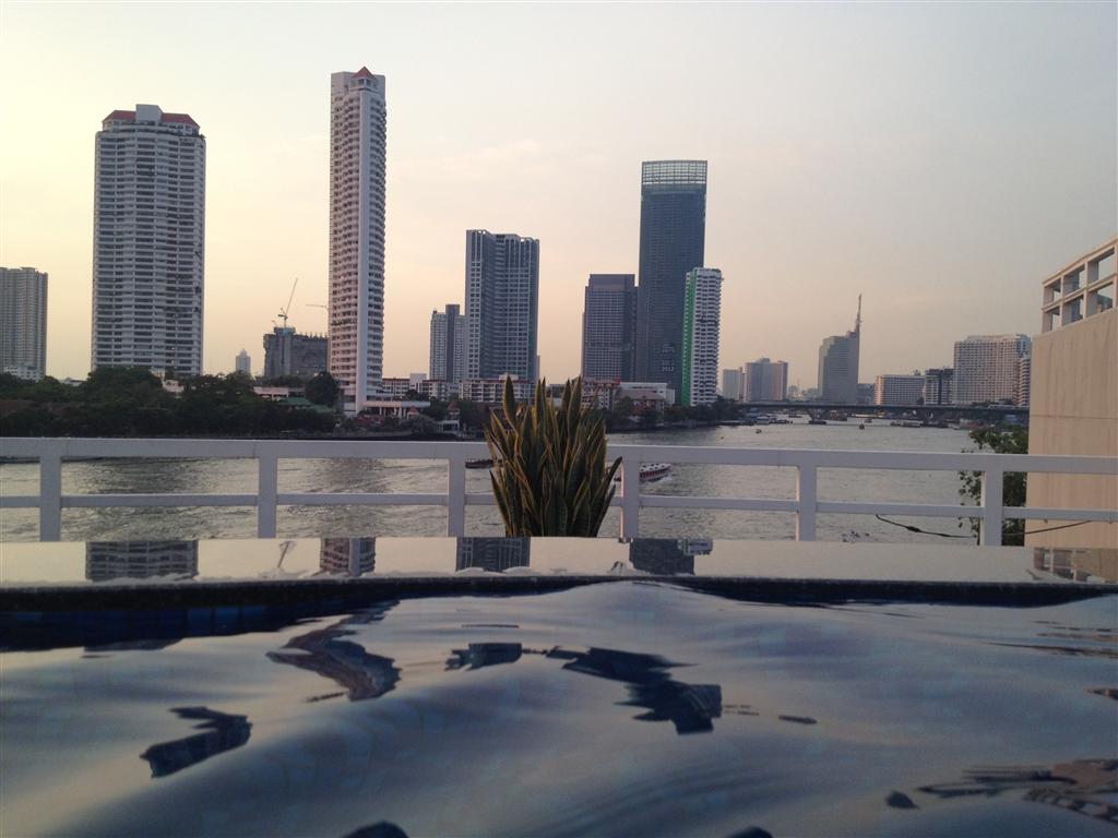 Bangkok_1297__Medium_.JPG